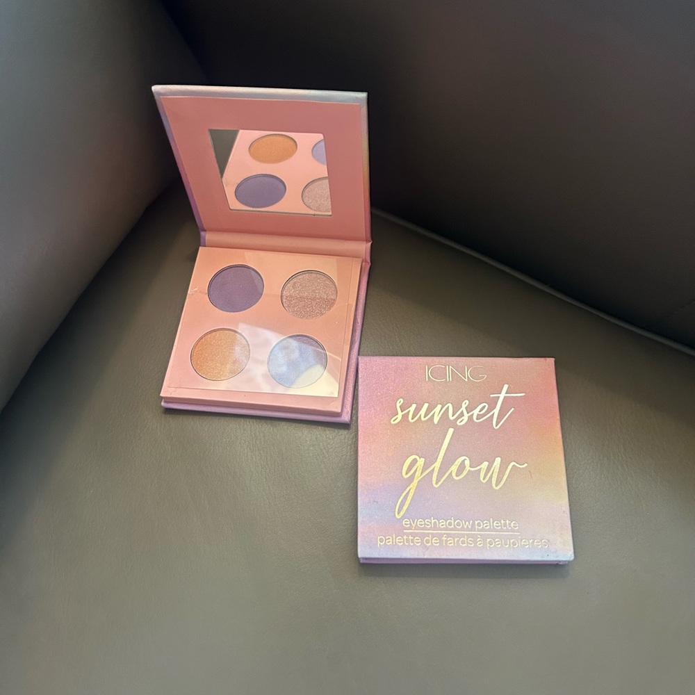 🌅 Sunset Glow Eyeshadow Palette - Pink, Purple, Gold💛💜🧡